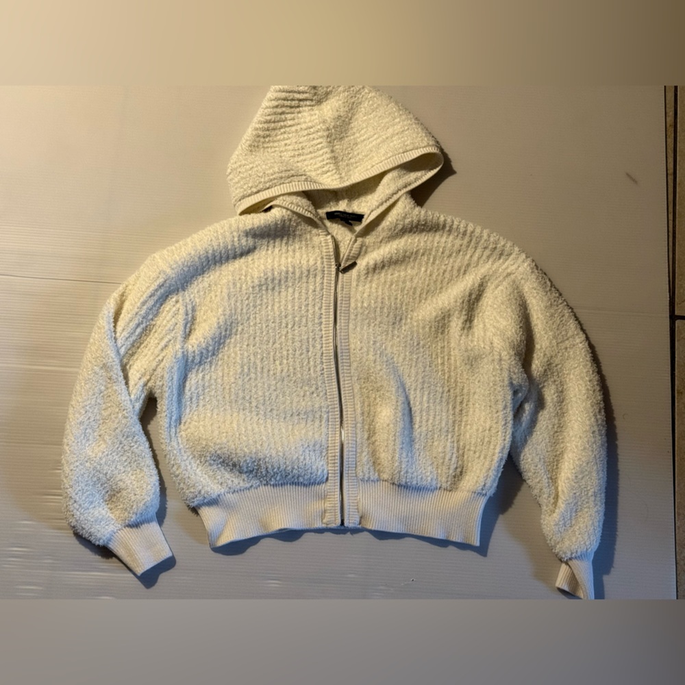 Marc New York Cream fuzzy crop zip up